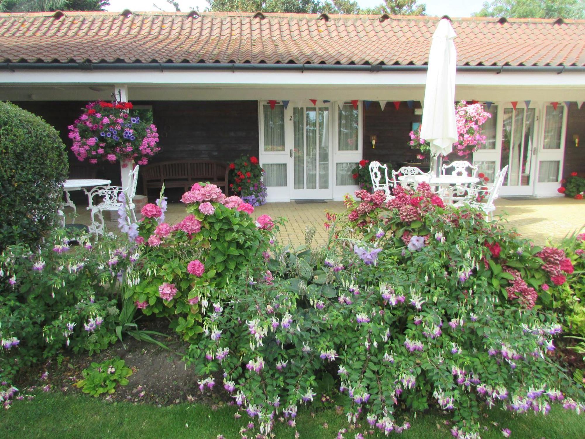 Bed and Breakfast Decoy Barn Fritton Экстерьер фото