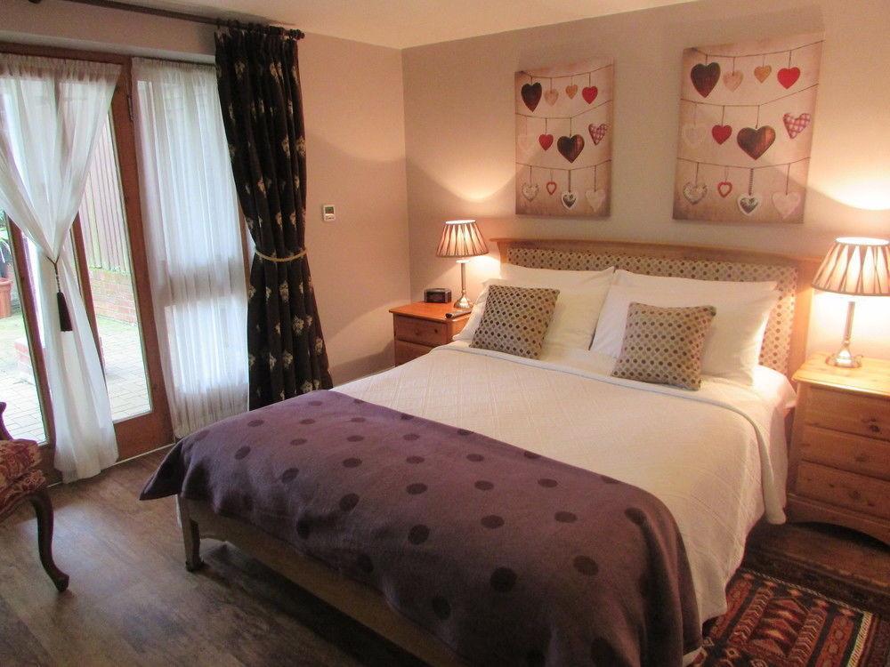 Bed and Breakfast Decoy Barn Fritton Экстерьер фото