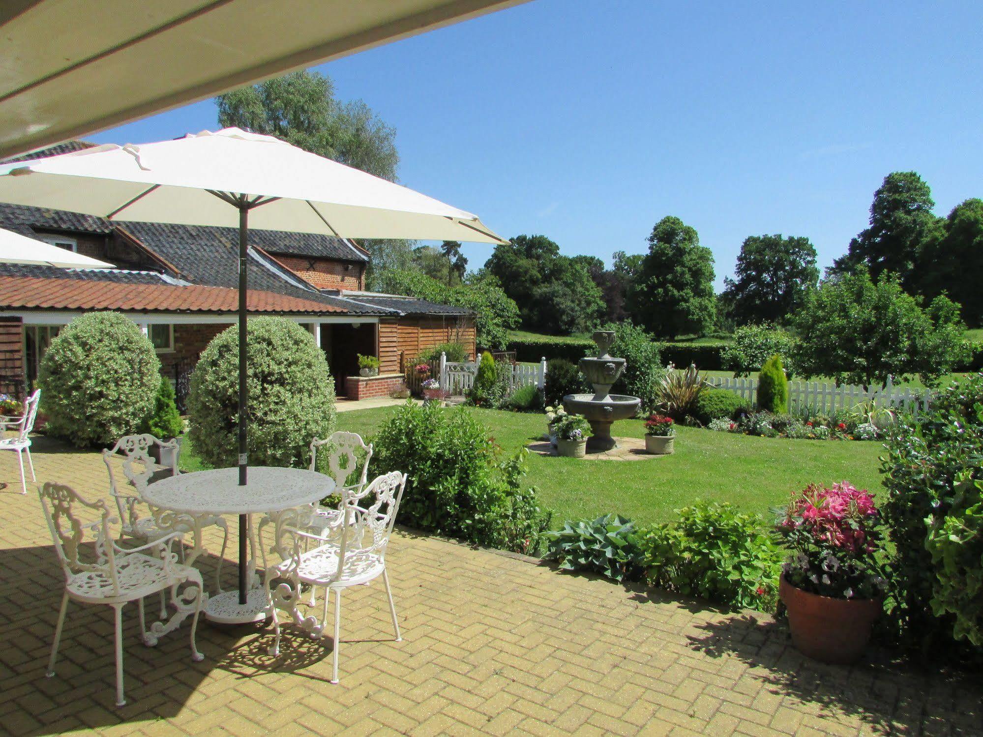 Bed and Breakfast Decoy Barn Fritton Экстерьер фото